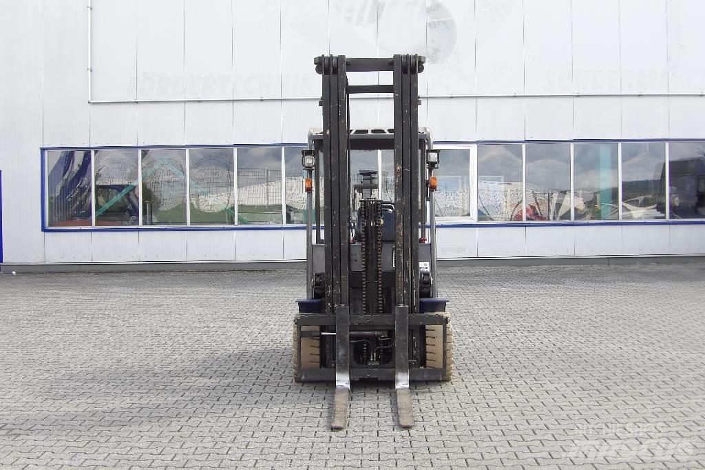 Manitou ME 430 Electric forklift trucks
