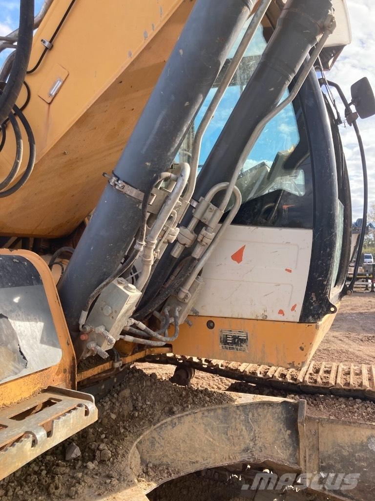 Liebherr R 906 Crawler excavators