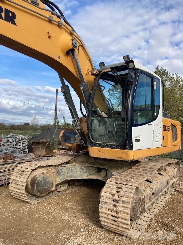 Liebherr R 906 Crawler excavators