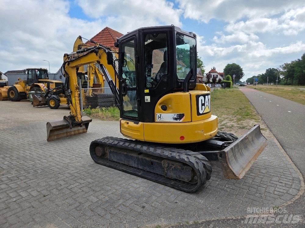 CAT 305E Mini excavators < 7t (Mini diggers)
