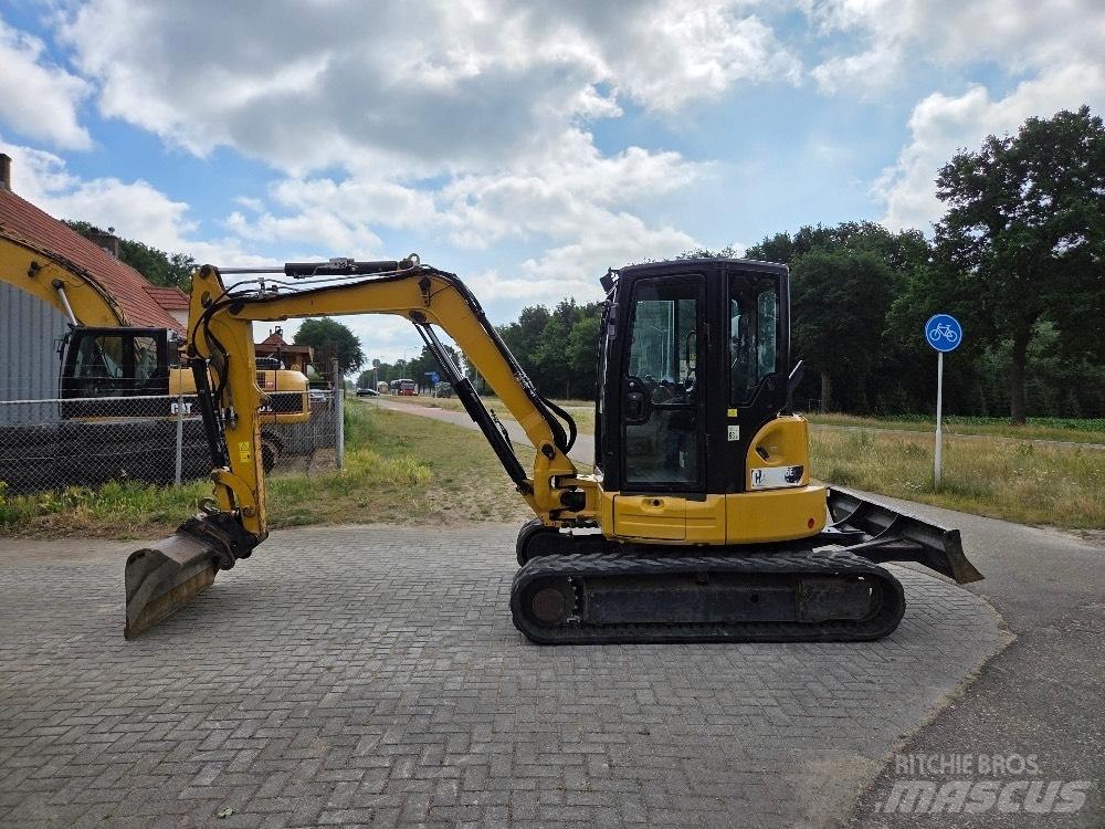 CAT 305E Mini excavators < 7t (Mini diggers)