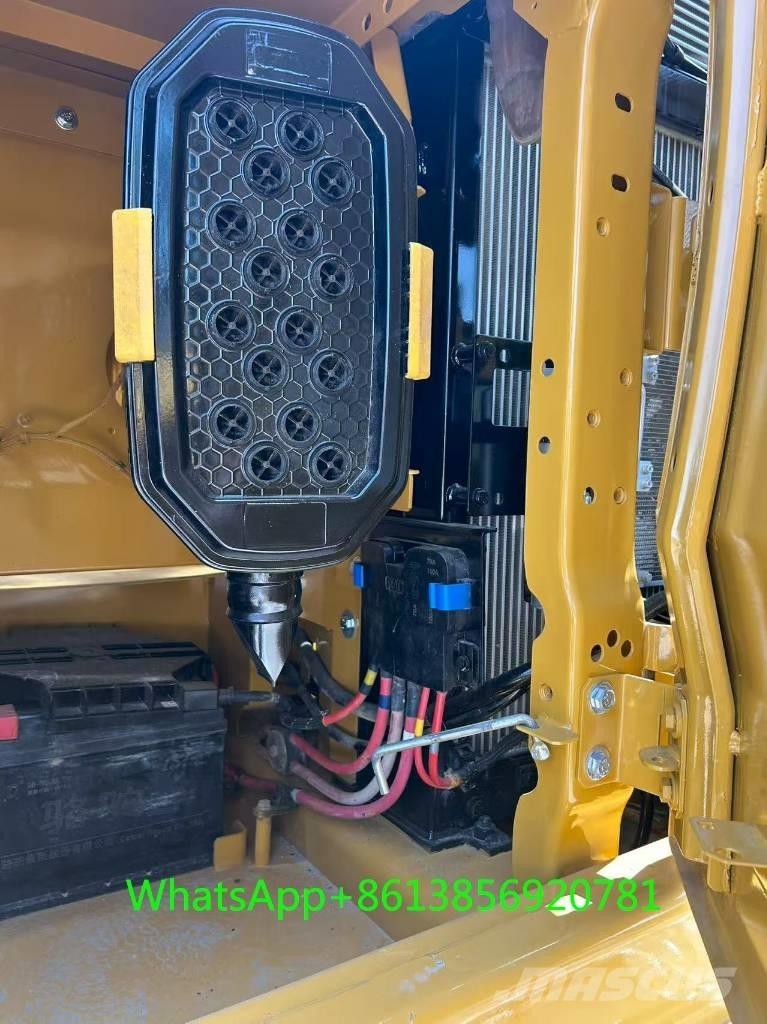 CAT 320 Crawler excavators