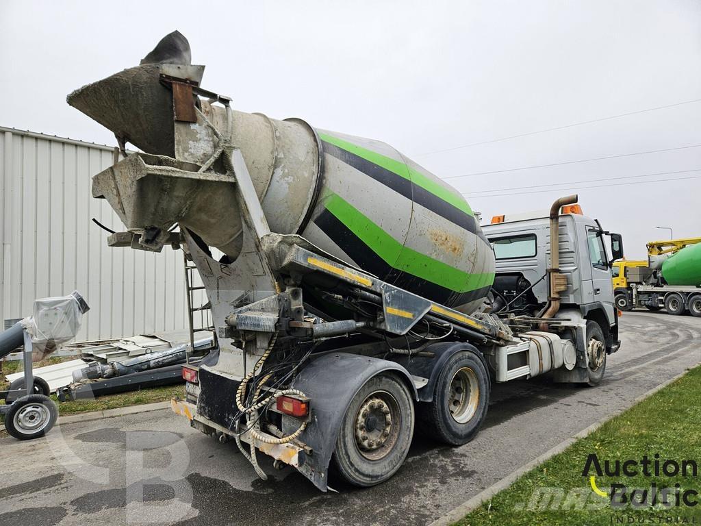 Volvo FM9 Concrete trucks