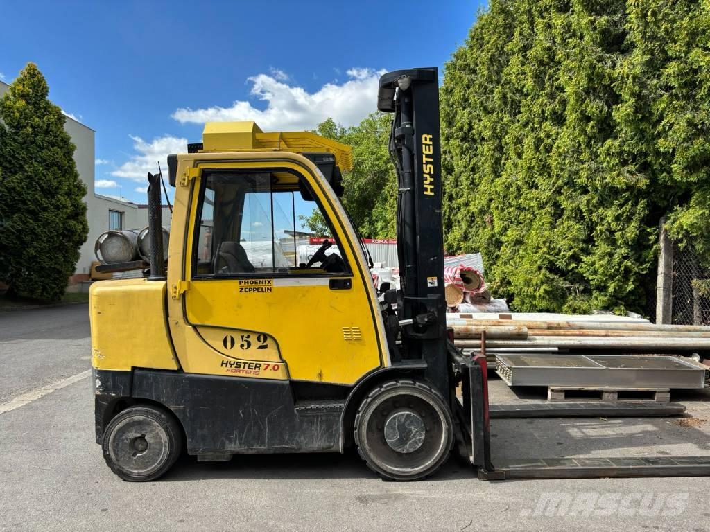 Hyster S 70 FT LPG trucks