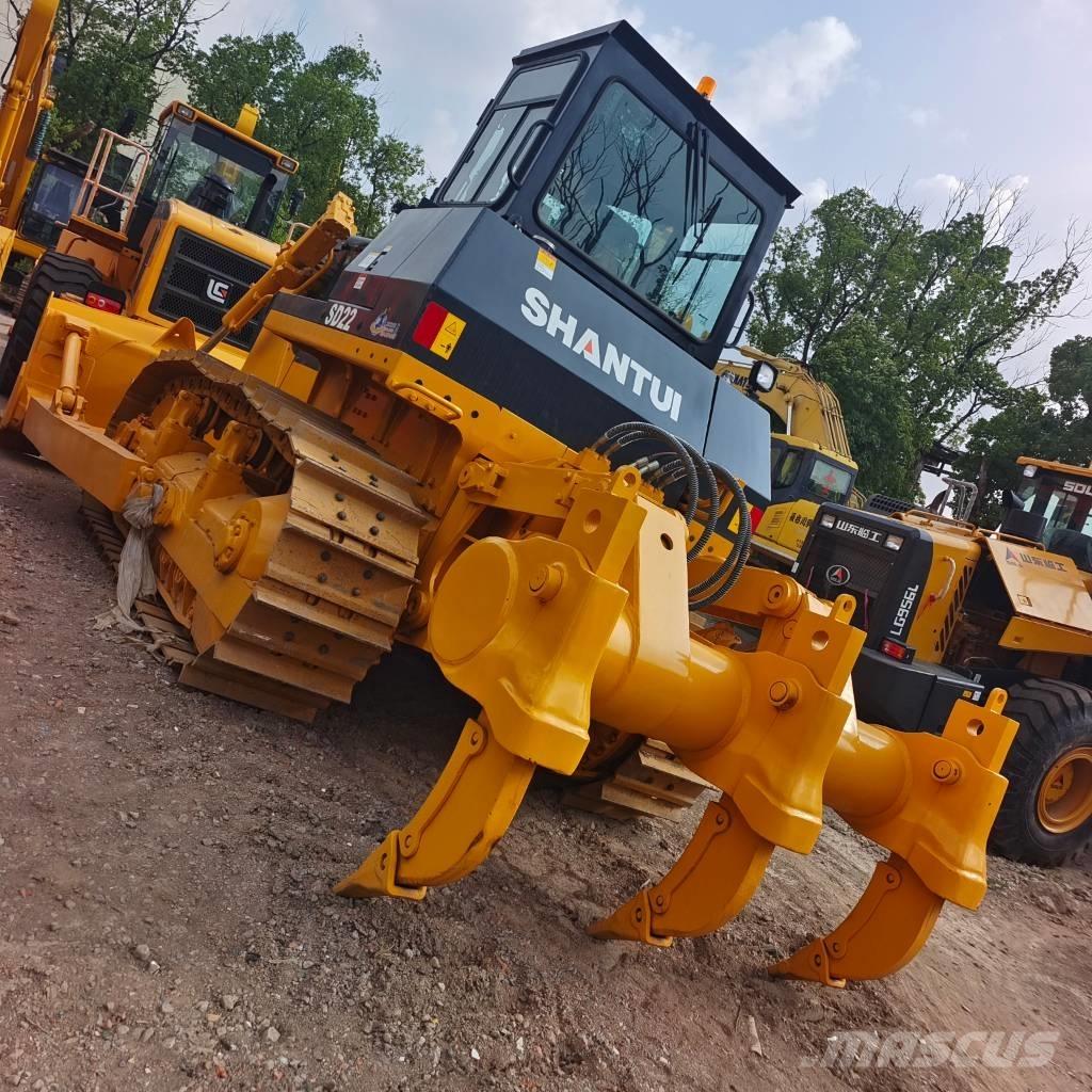 Shantui SD 22 Crawler dozers