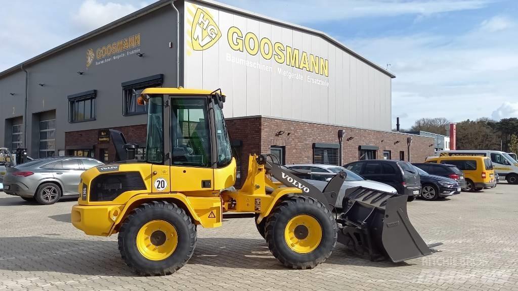 Volvo L 30 G Wheel loaders
