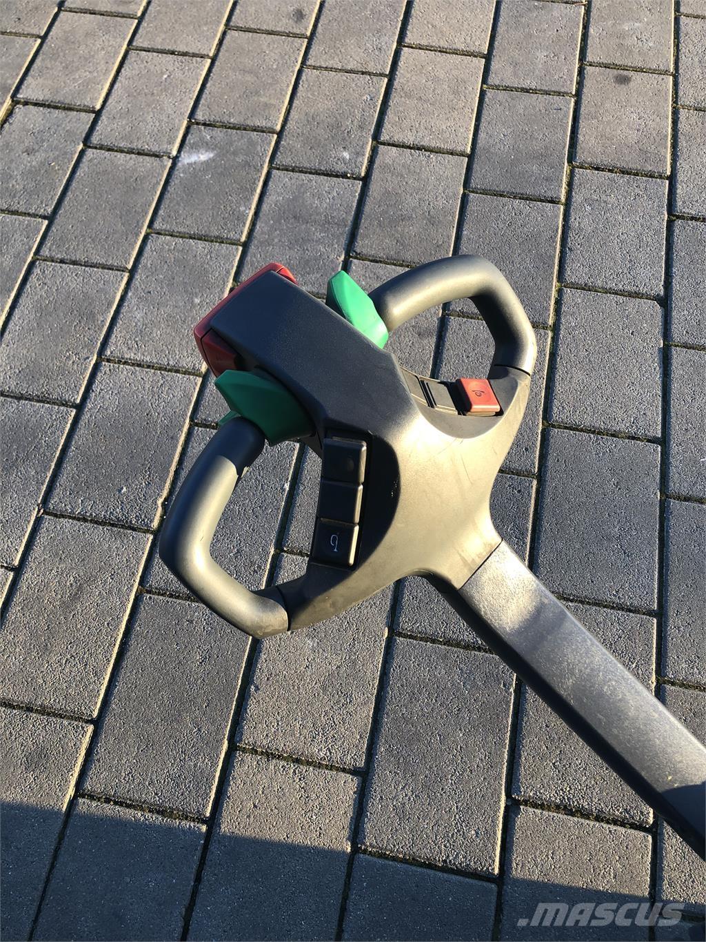 Jungheinrich WP16 Self propelled stackers