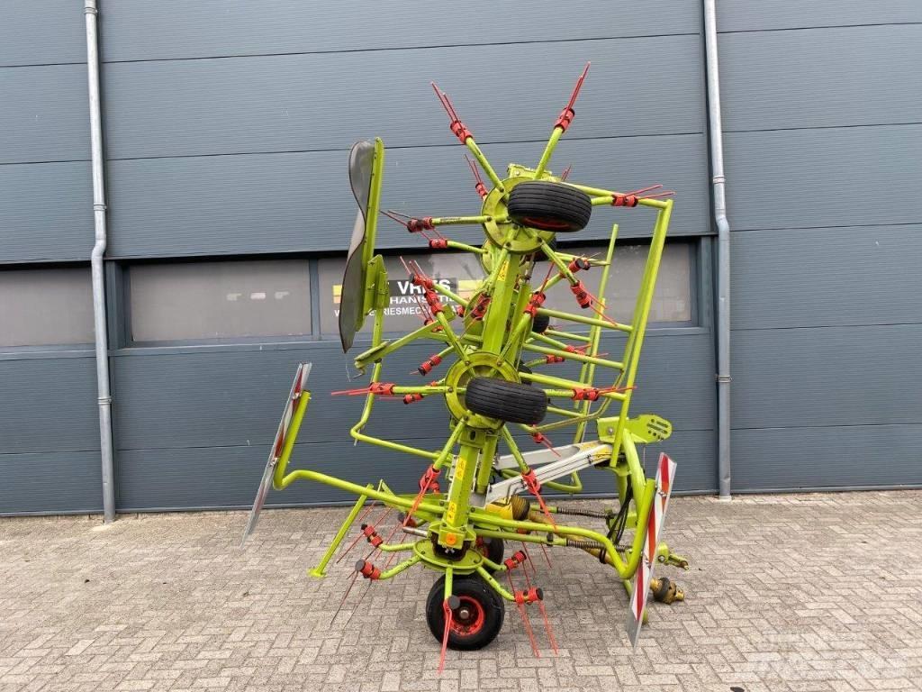 CLAAS Volto 870 Rakes and tedders