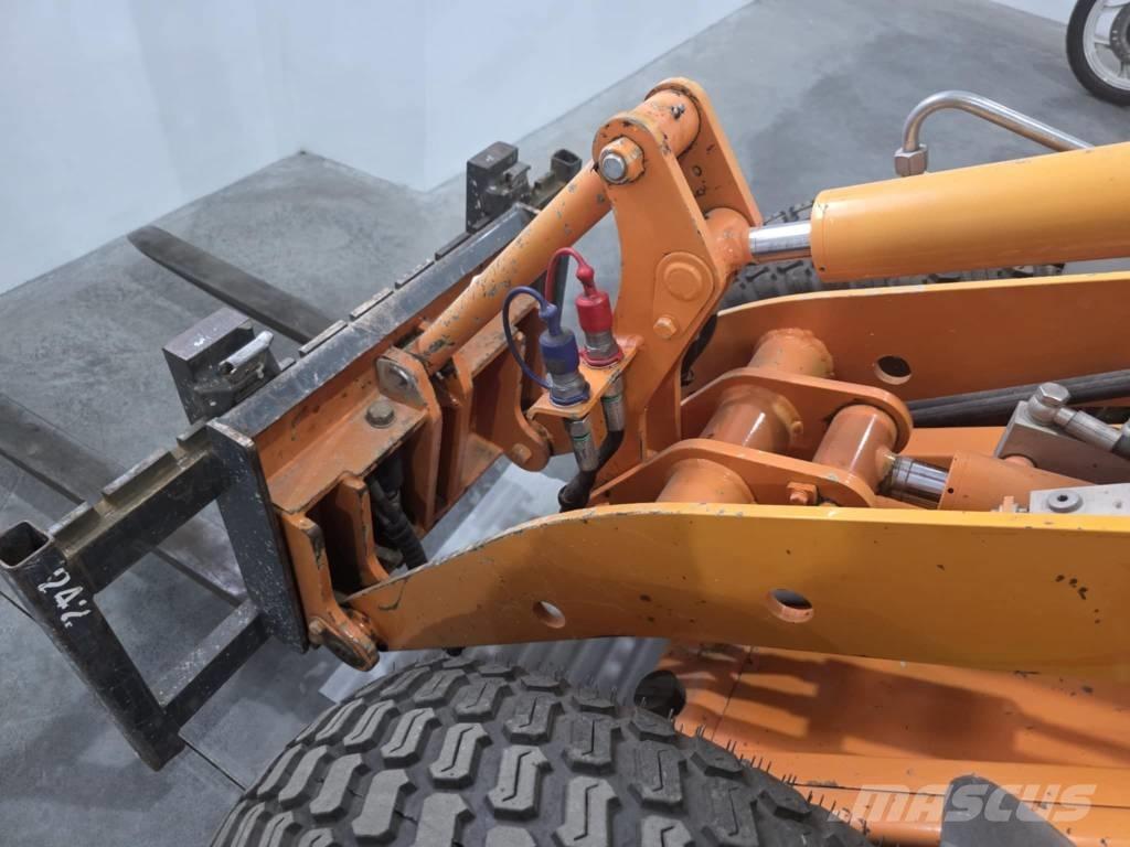 Knikmops KM 130 Mini loaders