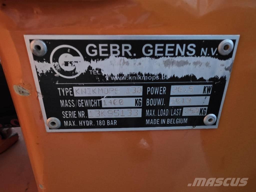 Knikmops KM 130 Mini loaders