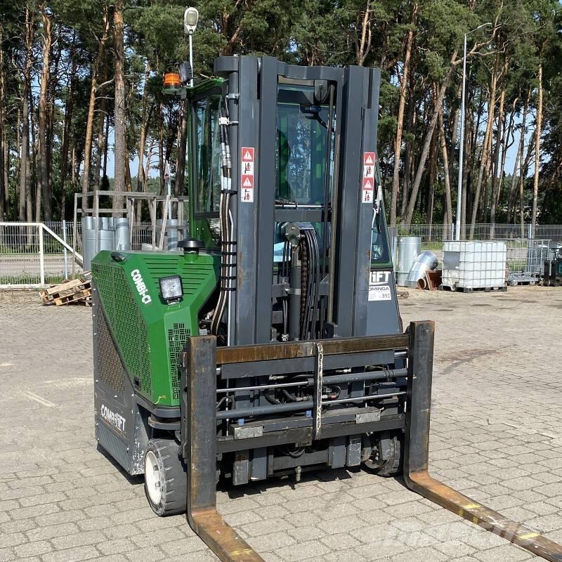 Combilift CB 2500 4-way reach trucks