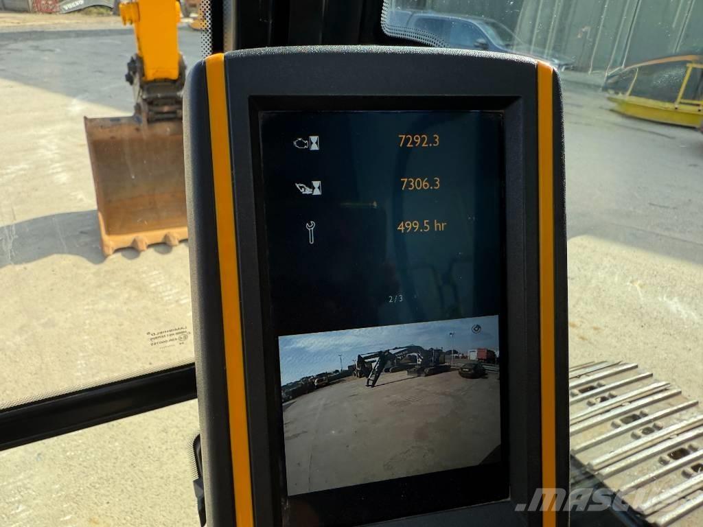 JCB JS 220 LC Crawler excavators