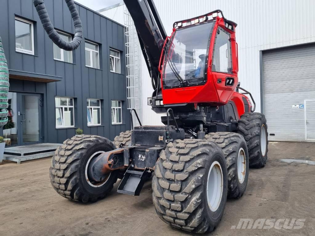 Komatsu 901 Harvesters