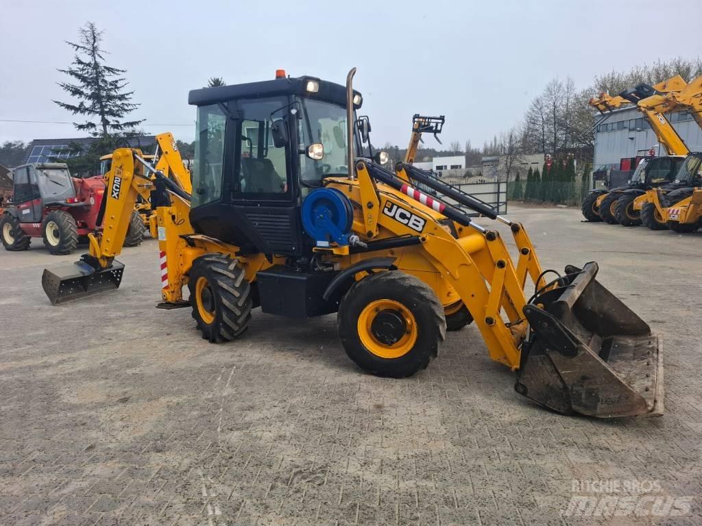 JCB 2 CX Backhoe loaders