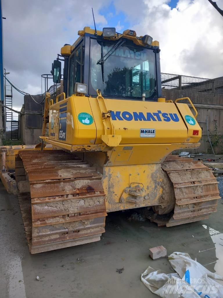 Komatsu D65PX-18 Crawler dozers
