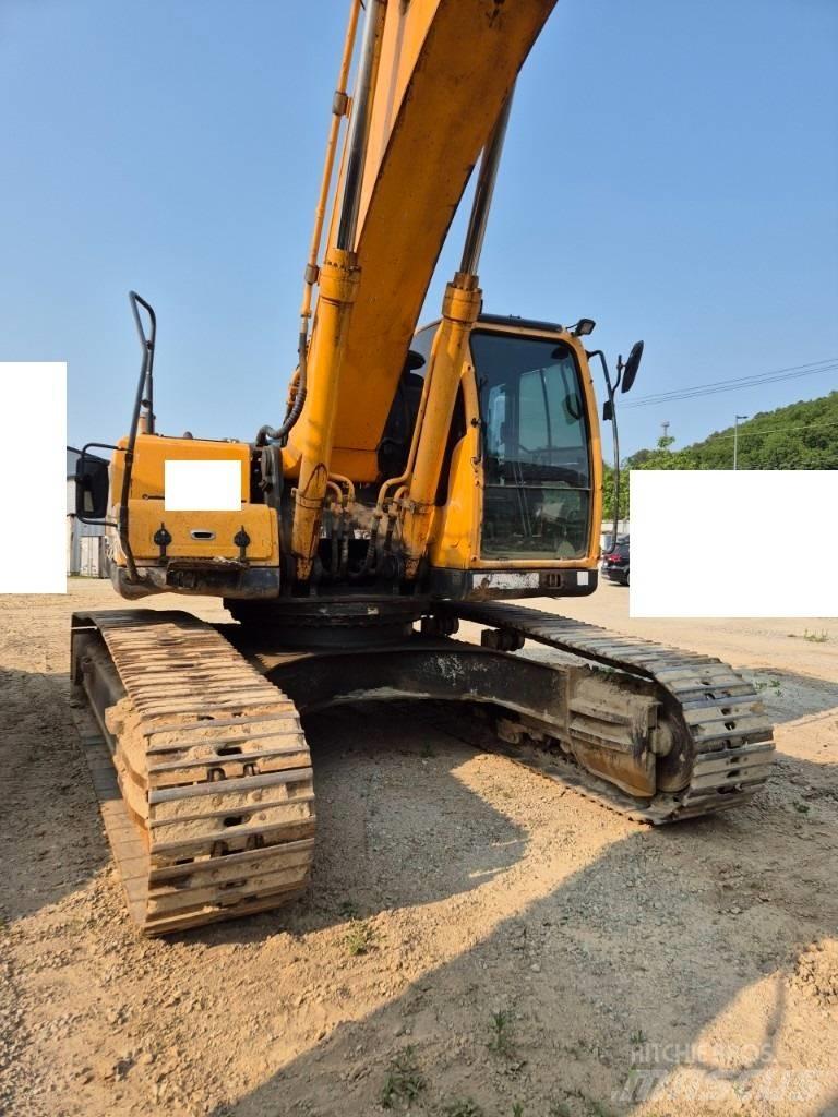Hyundai Robex 300 LC Crawler excavators