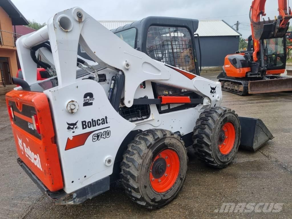 Bobcat S740 Skid steer loaders