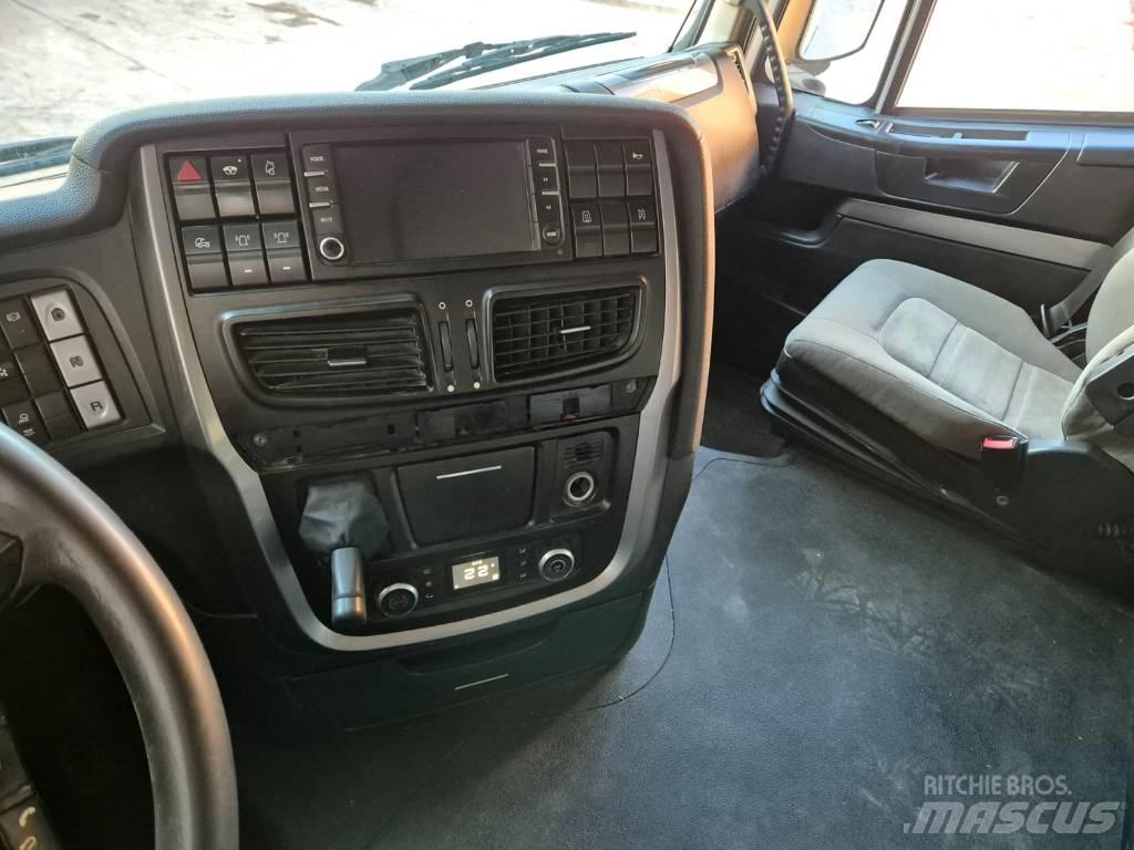 Iveco Stralis 460 Tractor Units