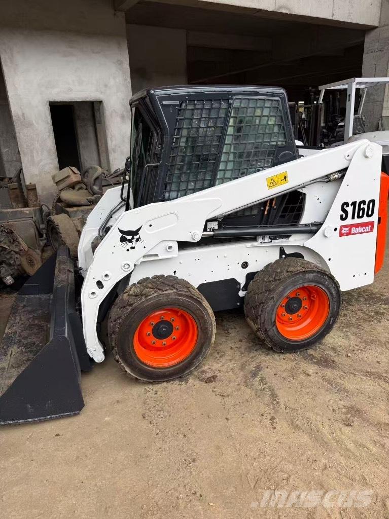 Bobcat S 160 Skid steer loaders