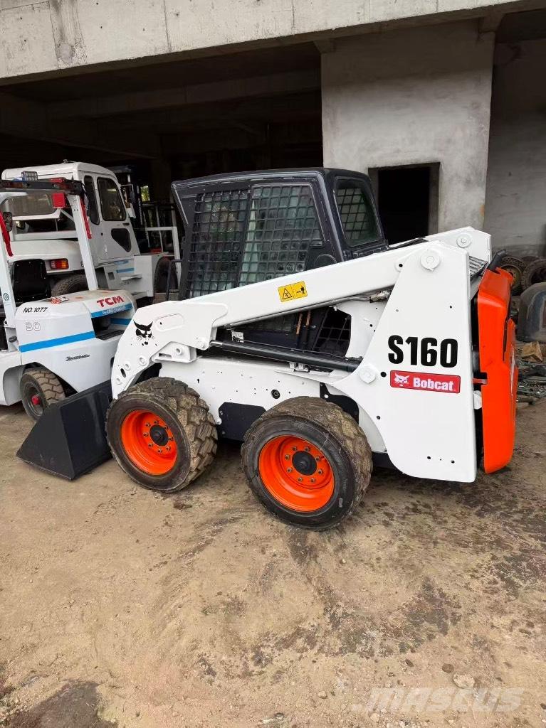 Bobcat S 160 Skid steer loaders