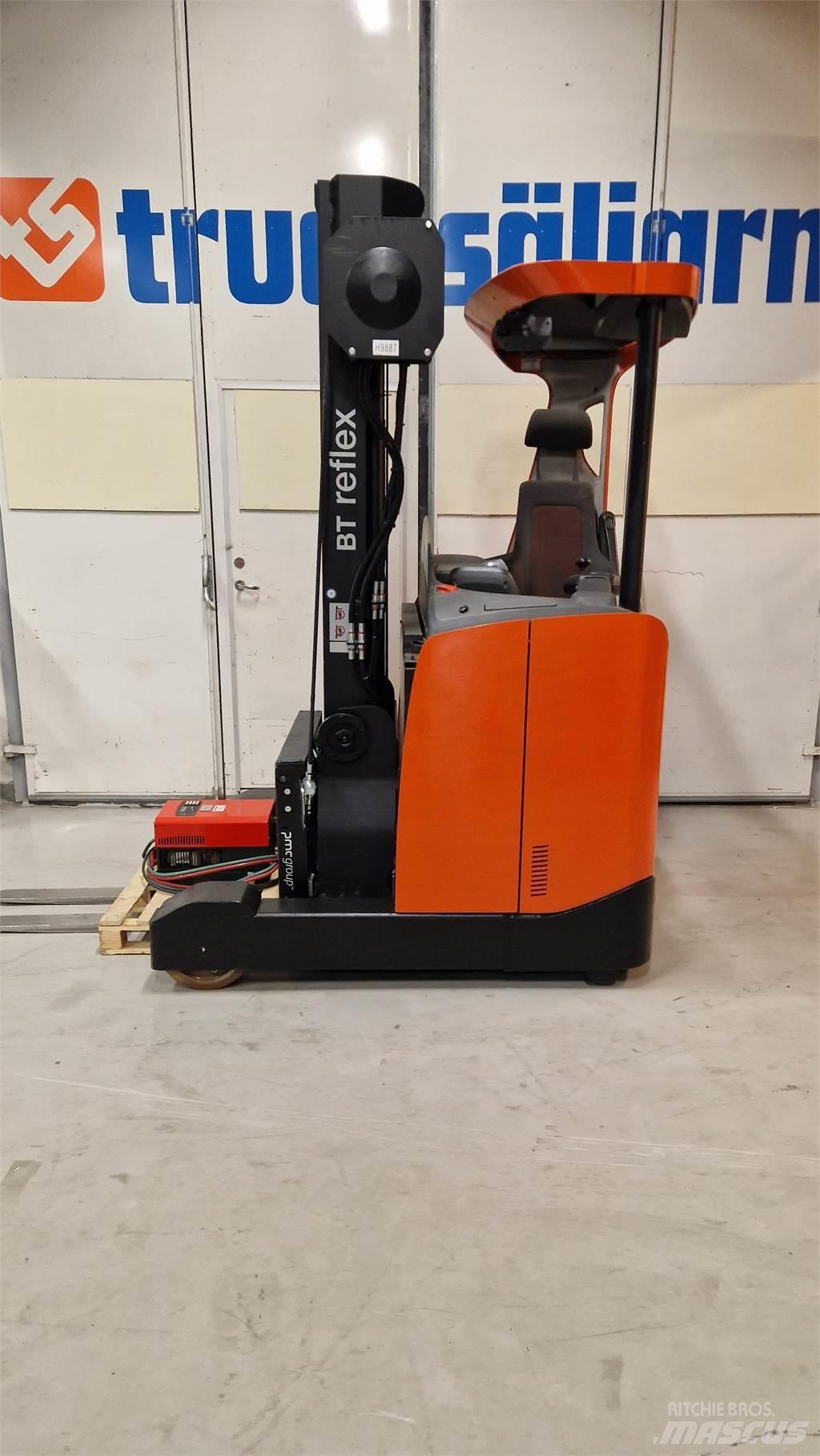 BT RRE140E Reach trucks