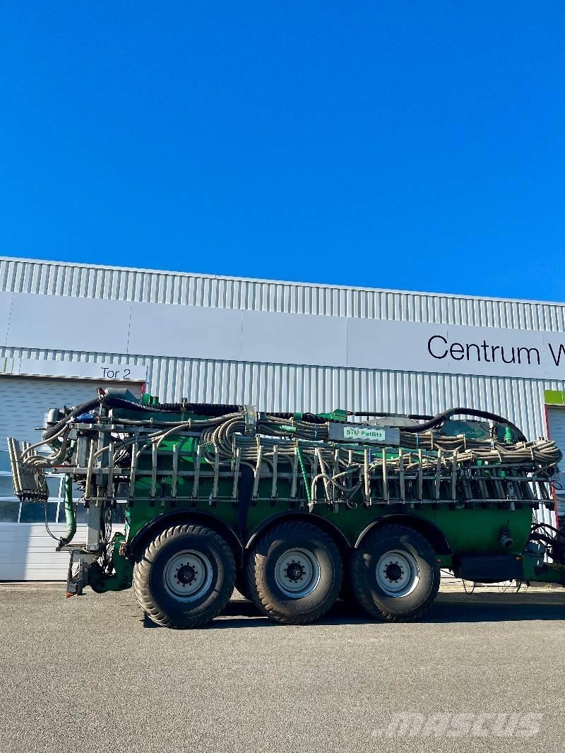 Samson PG 25 Slurry tankers