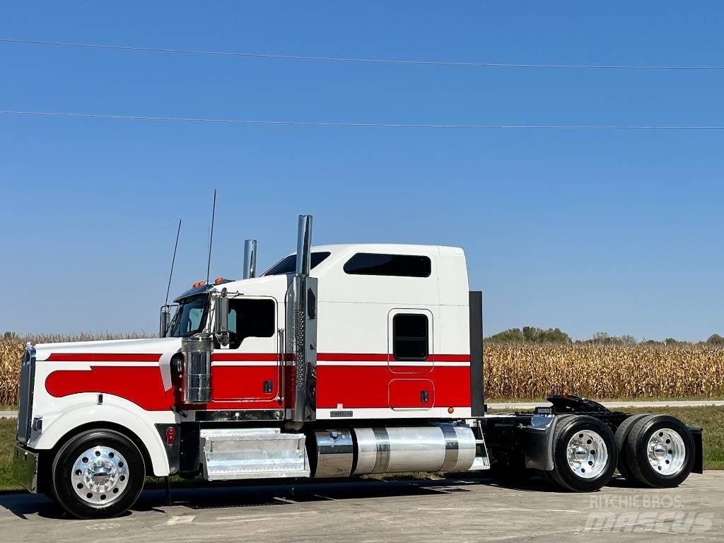 Kenworth W 900 Tractor Units
