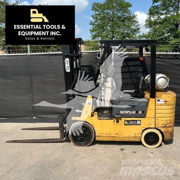CAT GC25 Diesel trucks