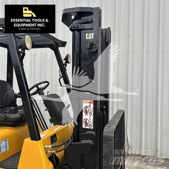 CAT GC40KSTR Diesel trucks