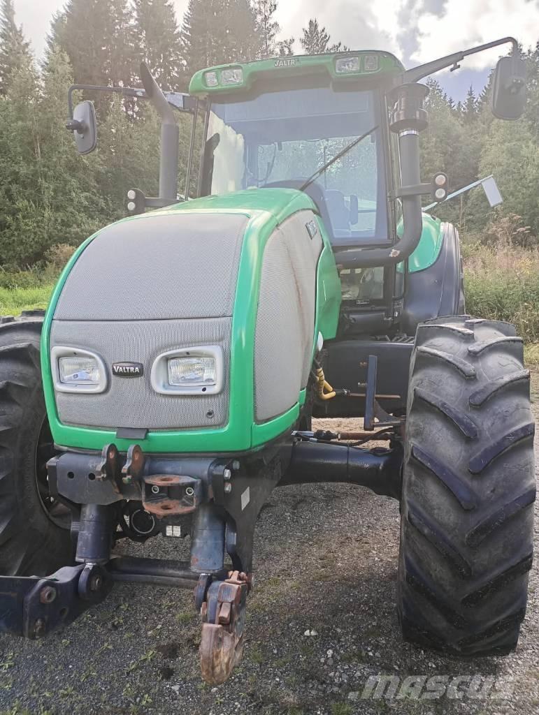 Valtra T190 Hi-tek Tractors