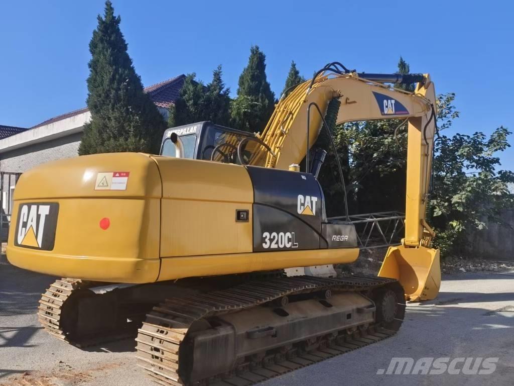 CAT 320 Crawler excavators