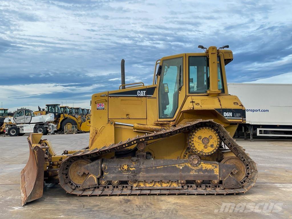 CAT D6N LGP Crawler dozers