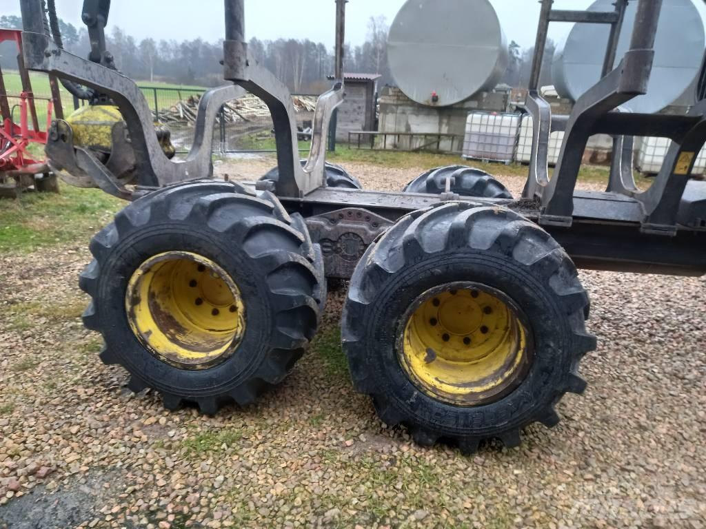 John Deere 810E Forwarders