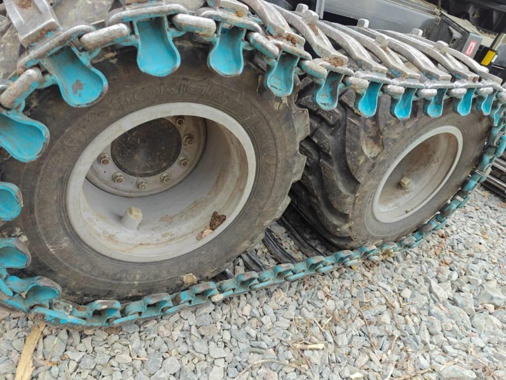 Komatsu 901 XC Harvesters