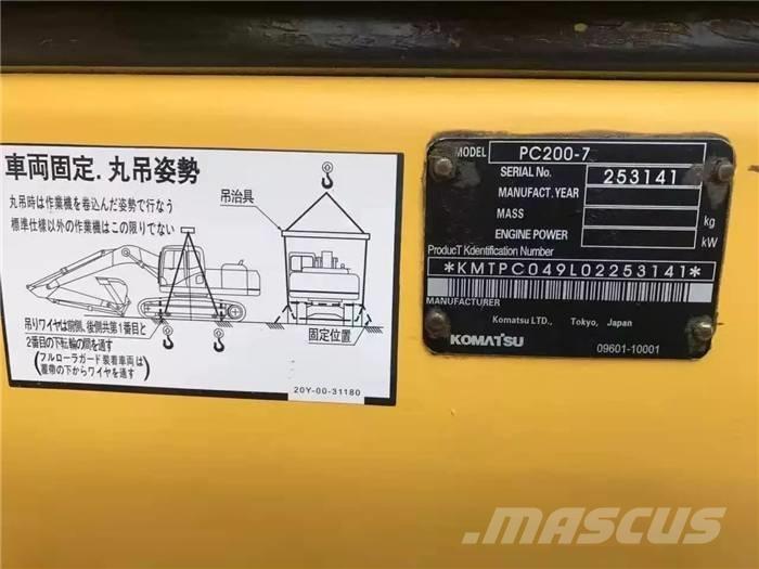 Komatsu PC 200-7 Crawler excavators