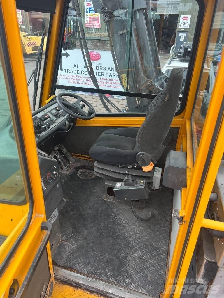 Terberg YT182 Terminal tractors