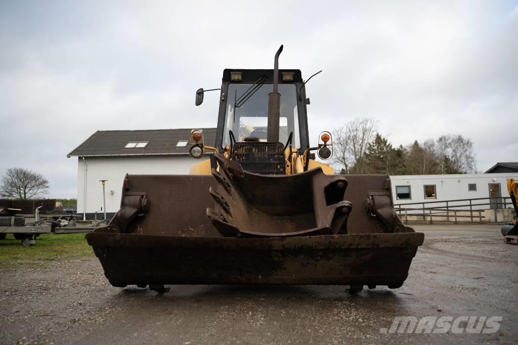 Ford 555 Backhoe loaders