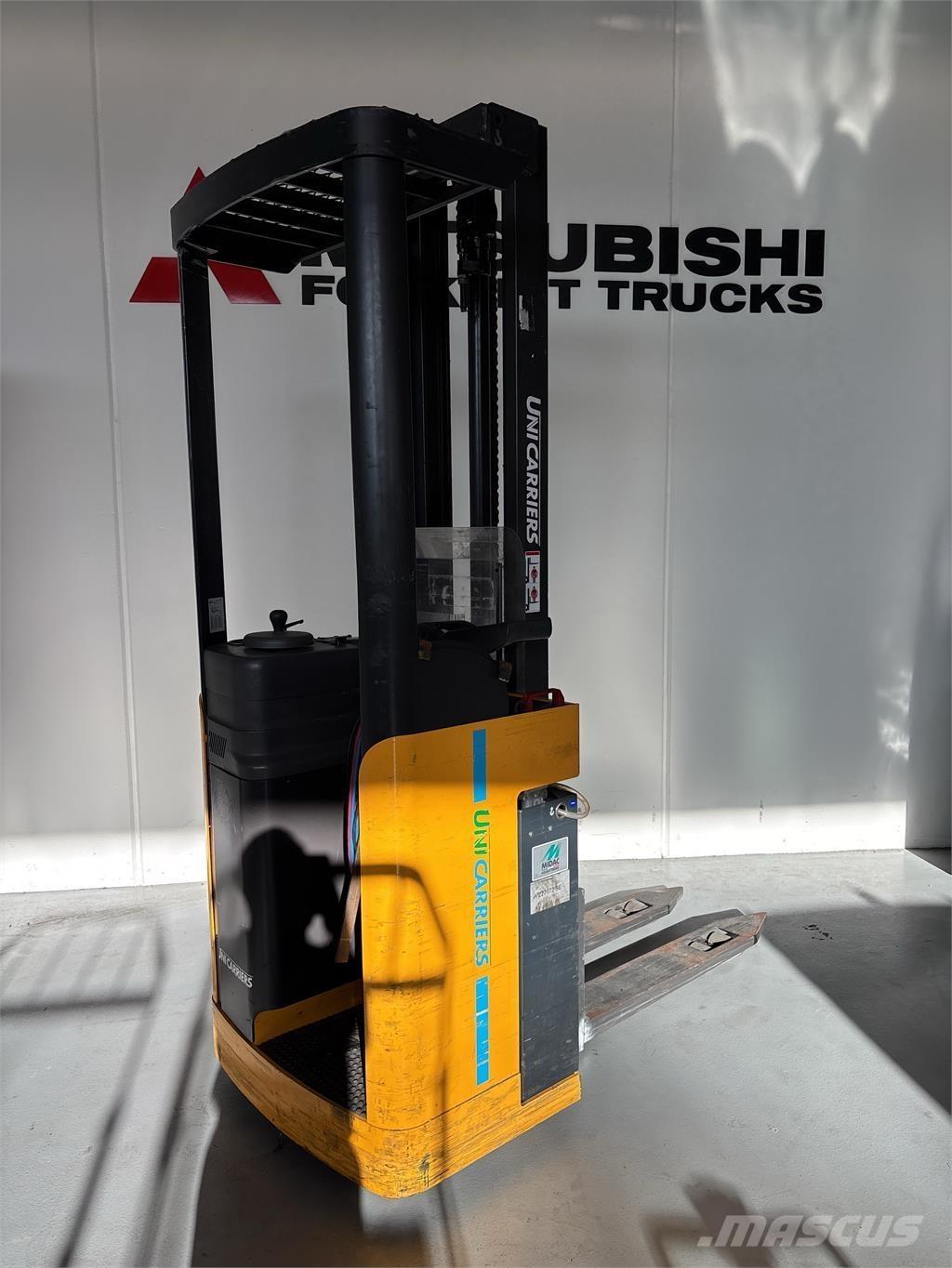 Atlet A160 Self propelled stackers