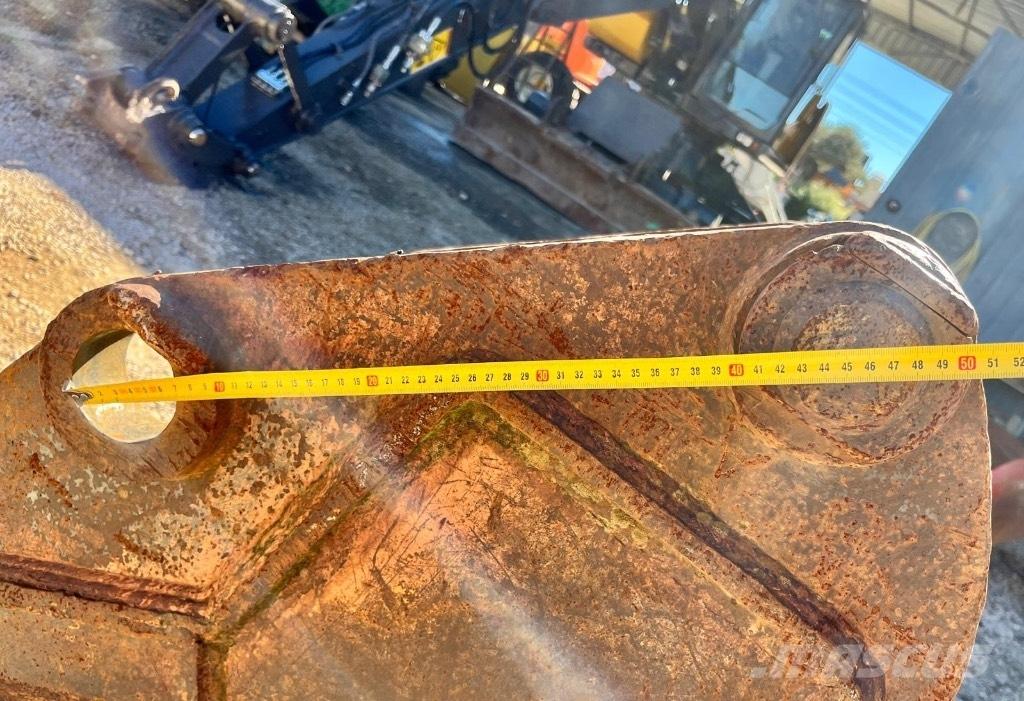 Liebherr SW48 Buckets