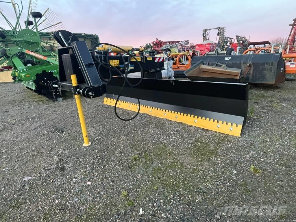 Trejon TR-280 Snow blades and plows