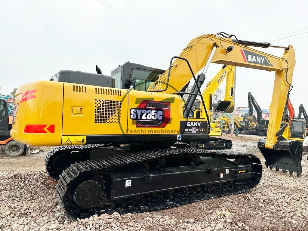 Sany SY235C Midi excavators  7t - 12t