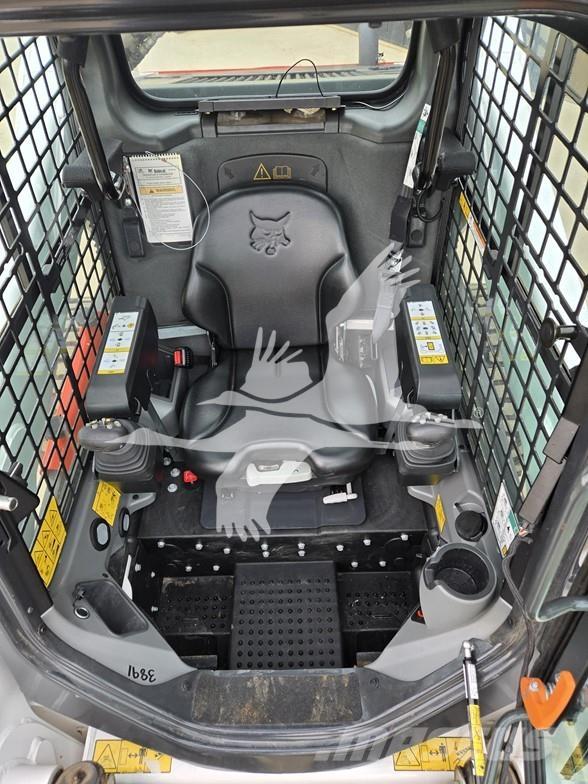 Bobcat S650 Skid steer loaders
