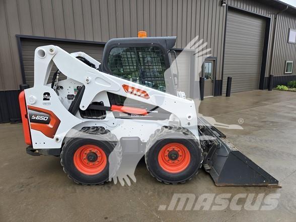 Bobcat S650 Skid steer loaders