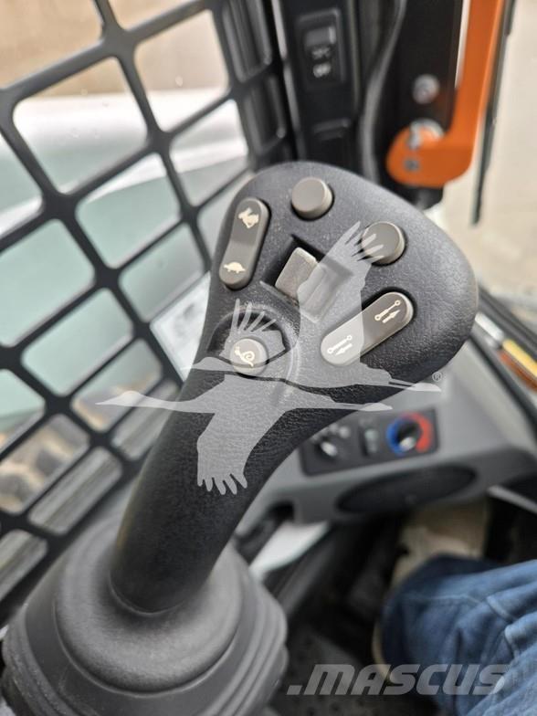 Bobcat S650 Skid steer loaders