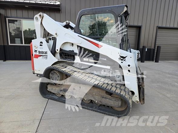 Bobcat T740 Skid steer loaders
