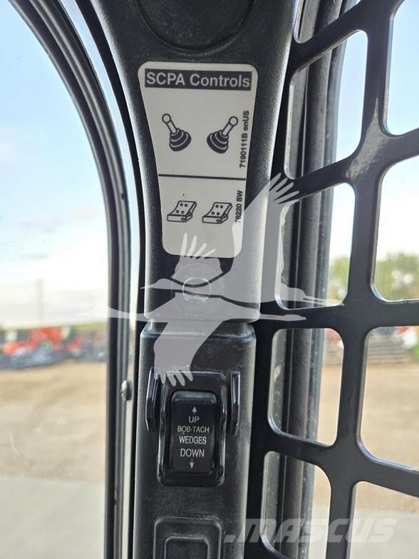 Bobcat T740 Skid steer loaders