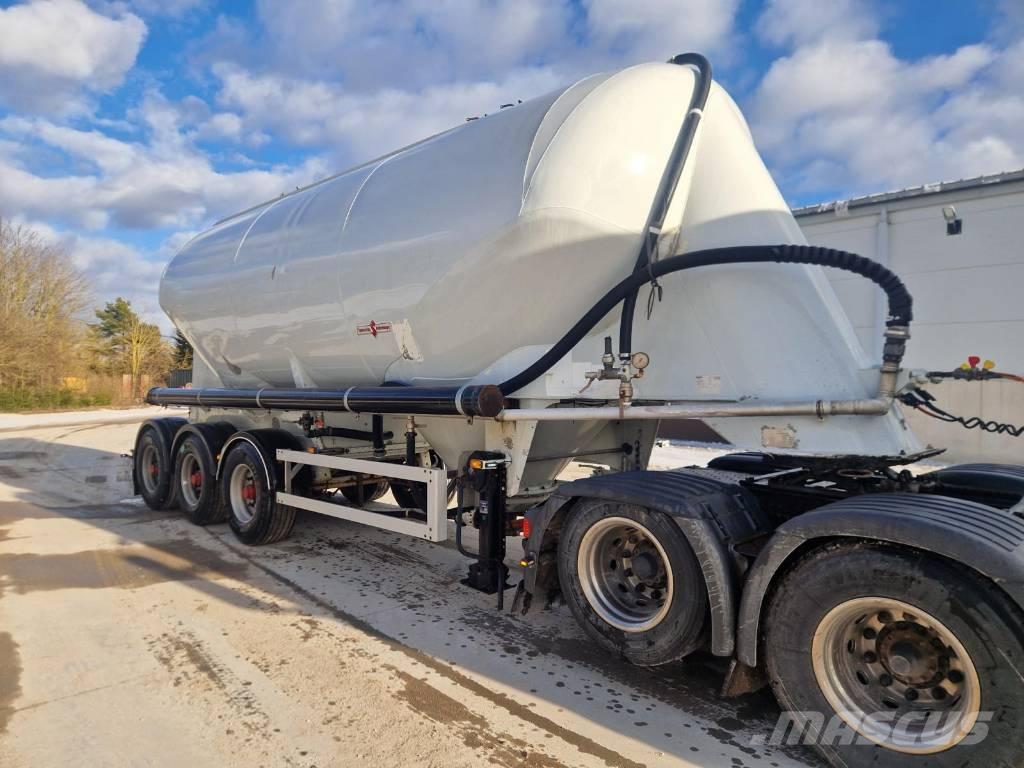 Spitzer SF 2737/2 P Tanker semi-trailers