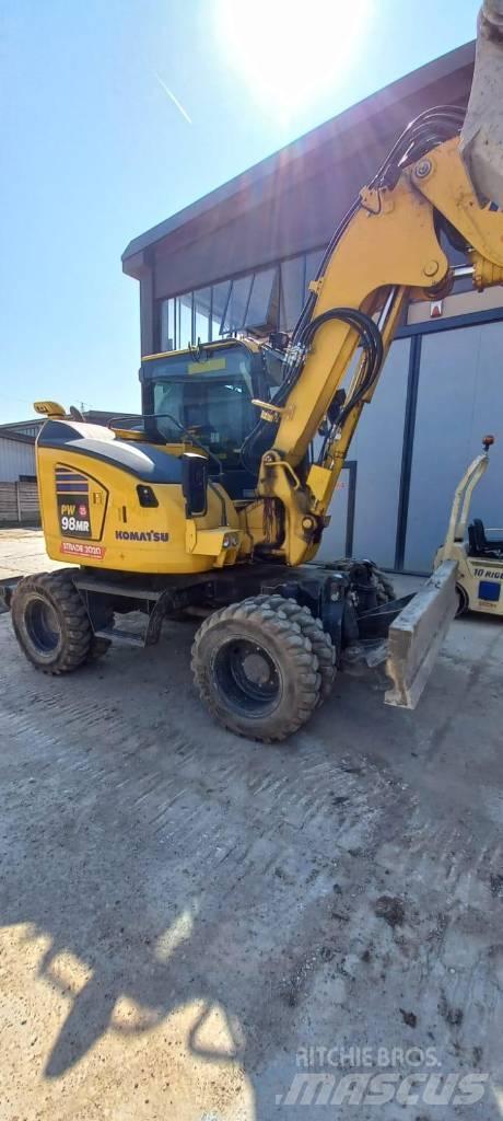 Komatsu PW 98 MR-11 Wheeled excavators