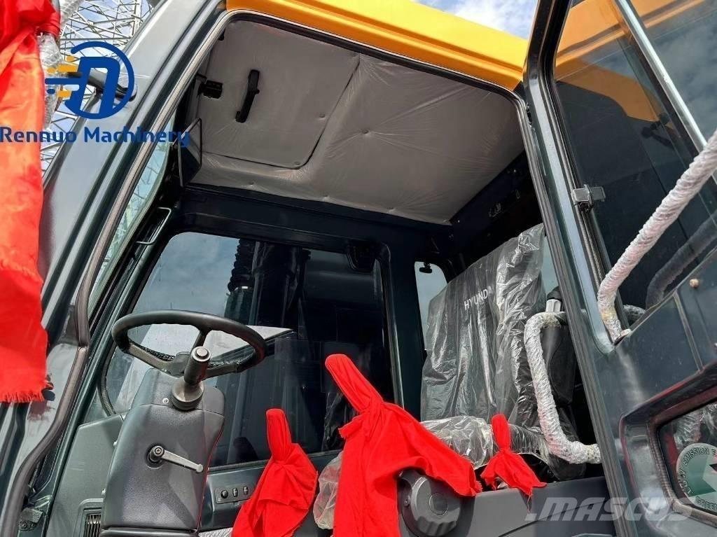 Hyundai 210W-9 Wheeled excavators
