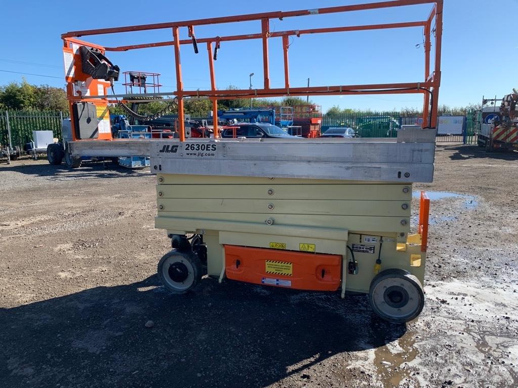 JLG ES2630 Scissor lifts